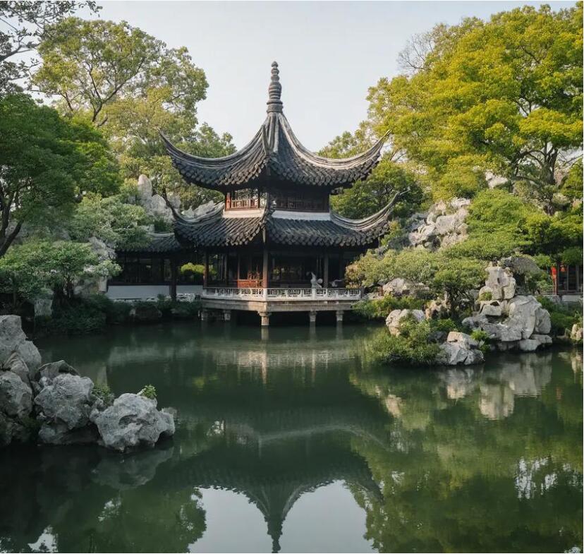 尖山区幻莲餐饮有限公司